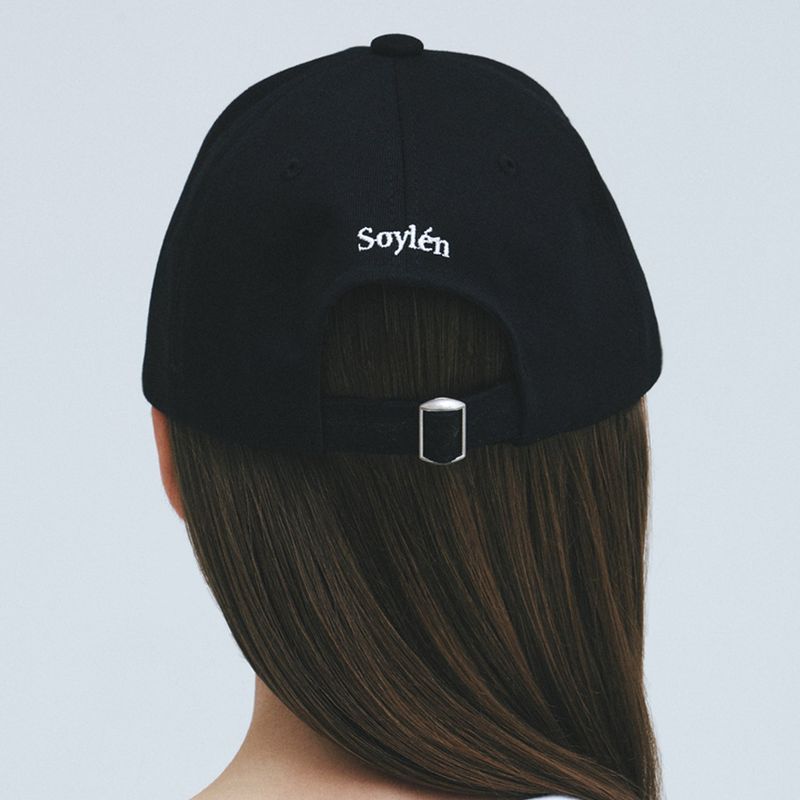SERIF LAYERED SYMBOL CAP (BLACK)