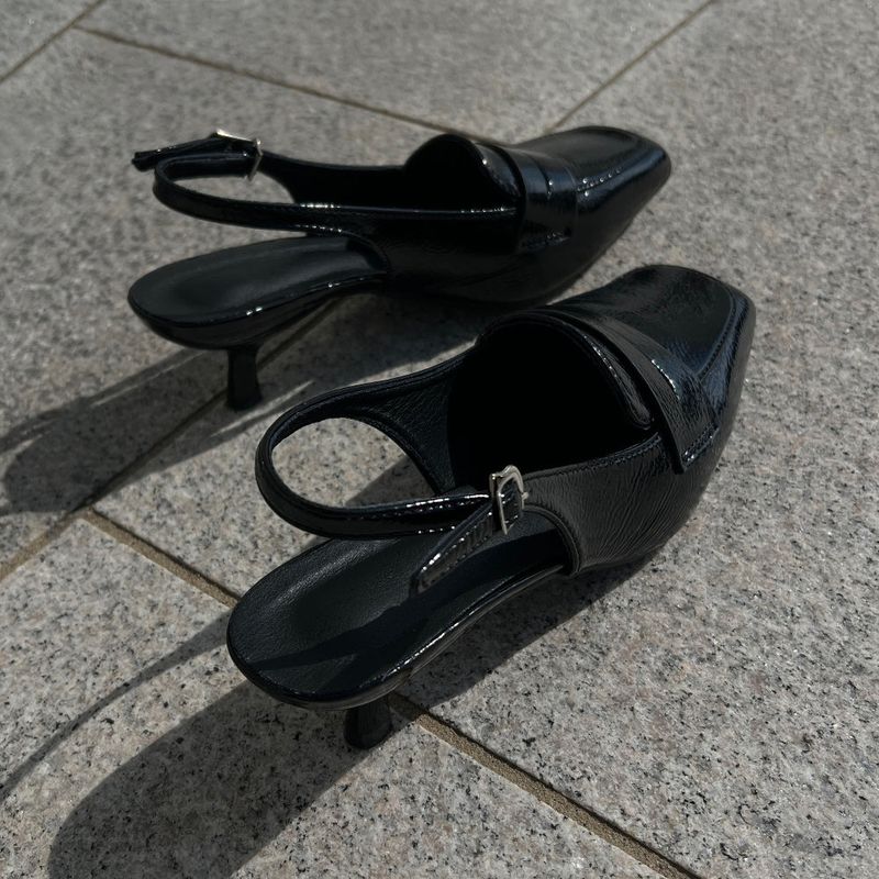 Black Enamel Semi Square Geek Chic Slingback (Black)