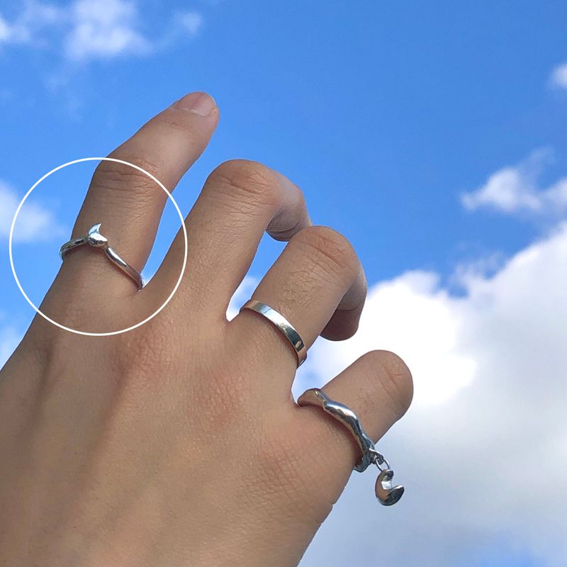 Livciel（リヴシーエル）の「Moon's piece silver Ring（Accessories）」
