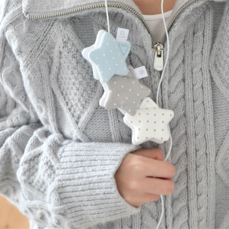 dot star★caron earphone holder