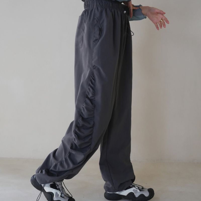 side frill pants