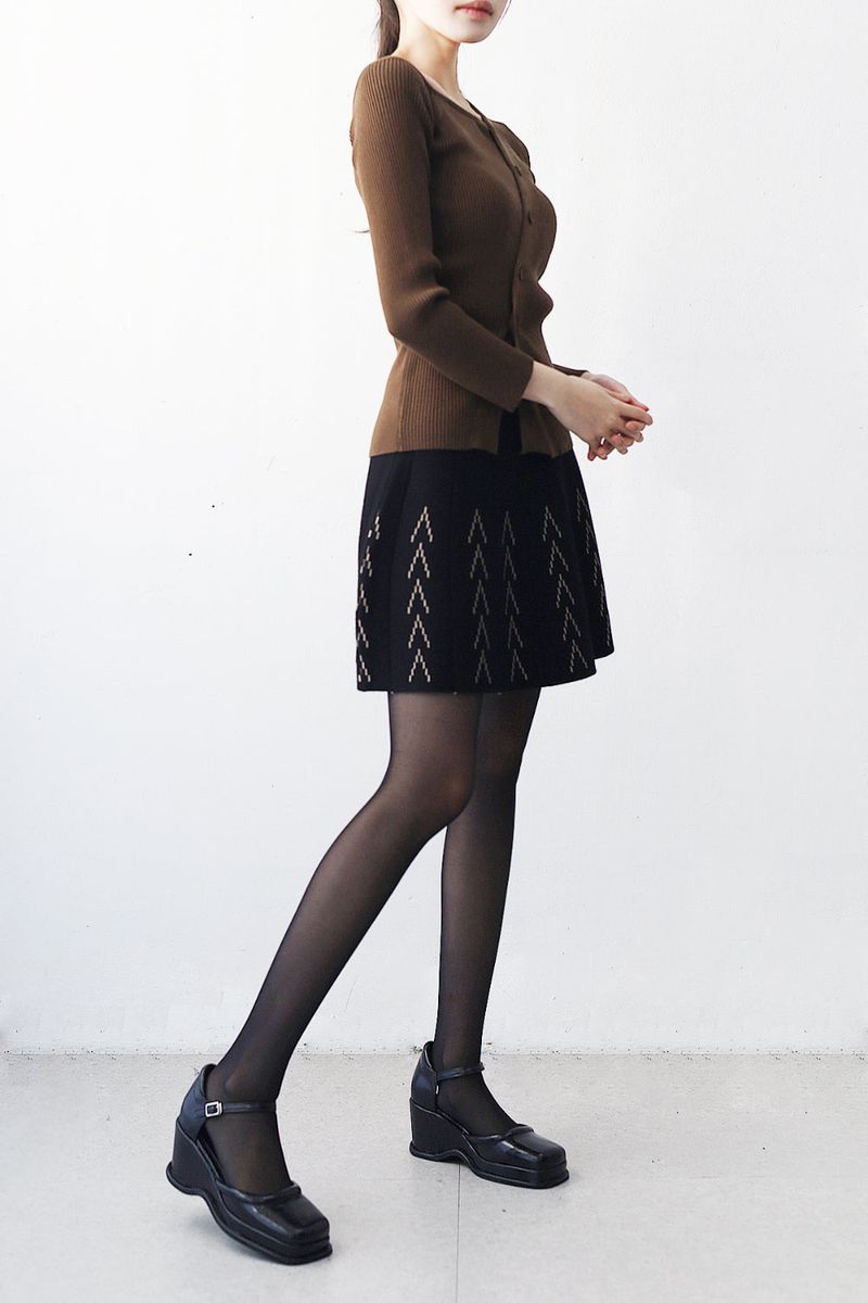 Ethel pattern knit skirt