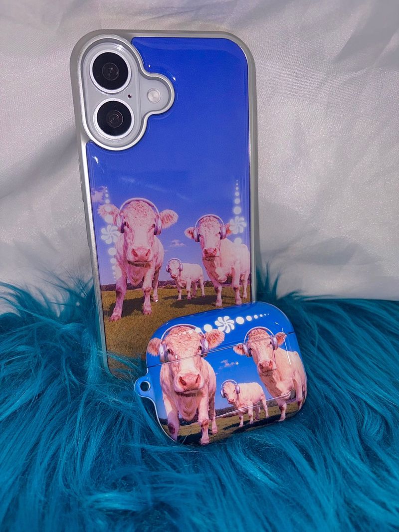 Furry Friends Phone case_Cow