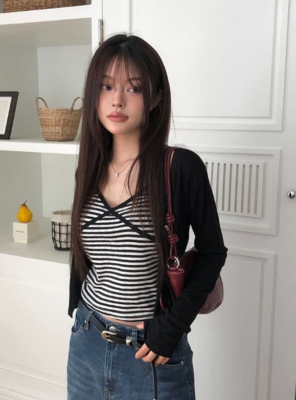 anyonemore（エニーワンモアー）の「Cotter Punching Stripe Sleeveless Cardigan Set（Tops）」
