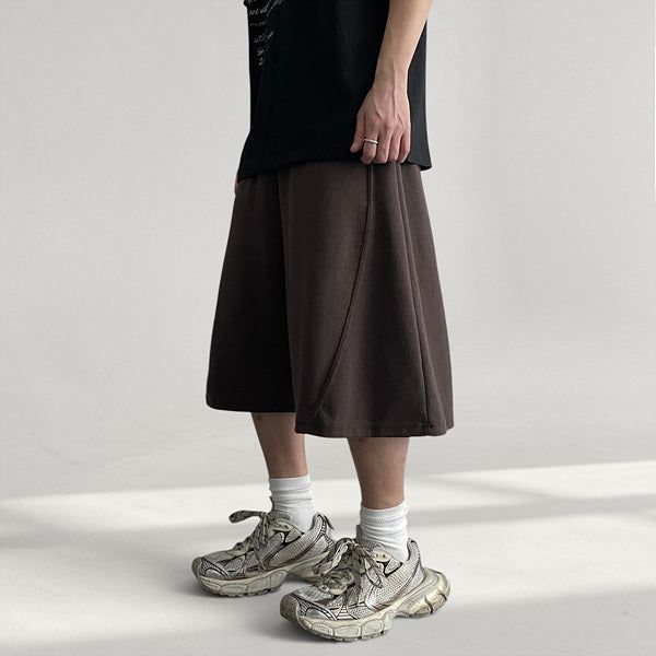 Teeth Rivet Diagonal Cut Cotton Bermuda