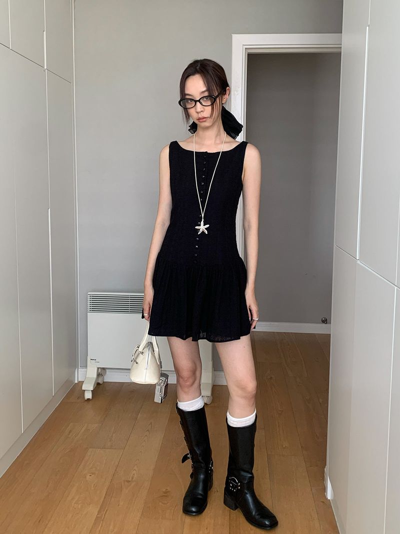 dereborujo（ドレボルゾー）の「Black lace flare sleeveless dress（Dresses）」