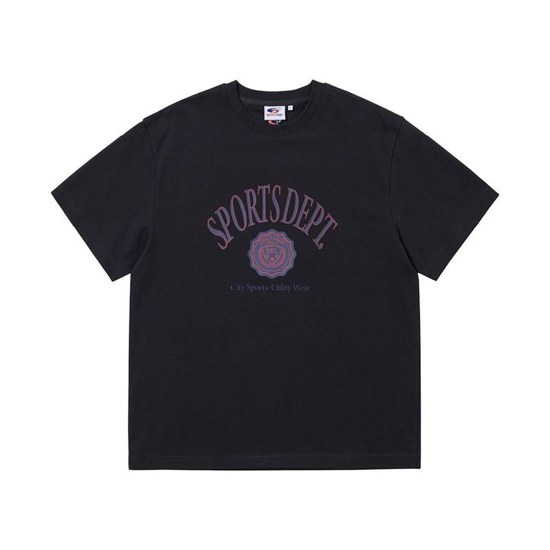 FCMM（エフシーエムエム）の「Sports Dept SEL College T-shirt - Charcoal（Tops）」