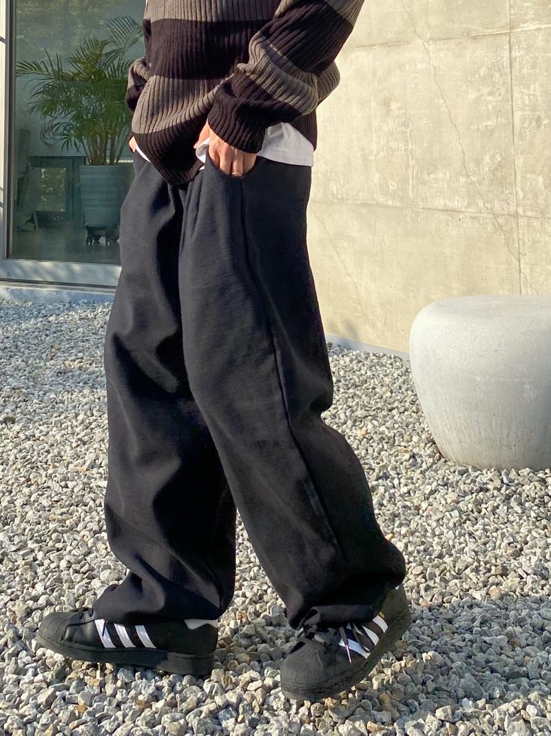 Pastel Balloon Pants White Black 2C