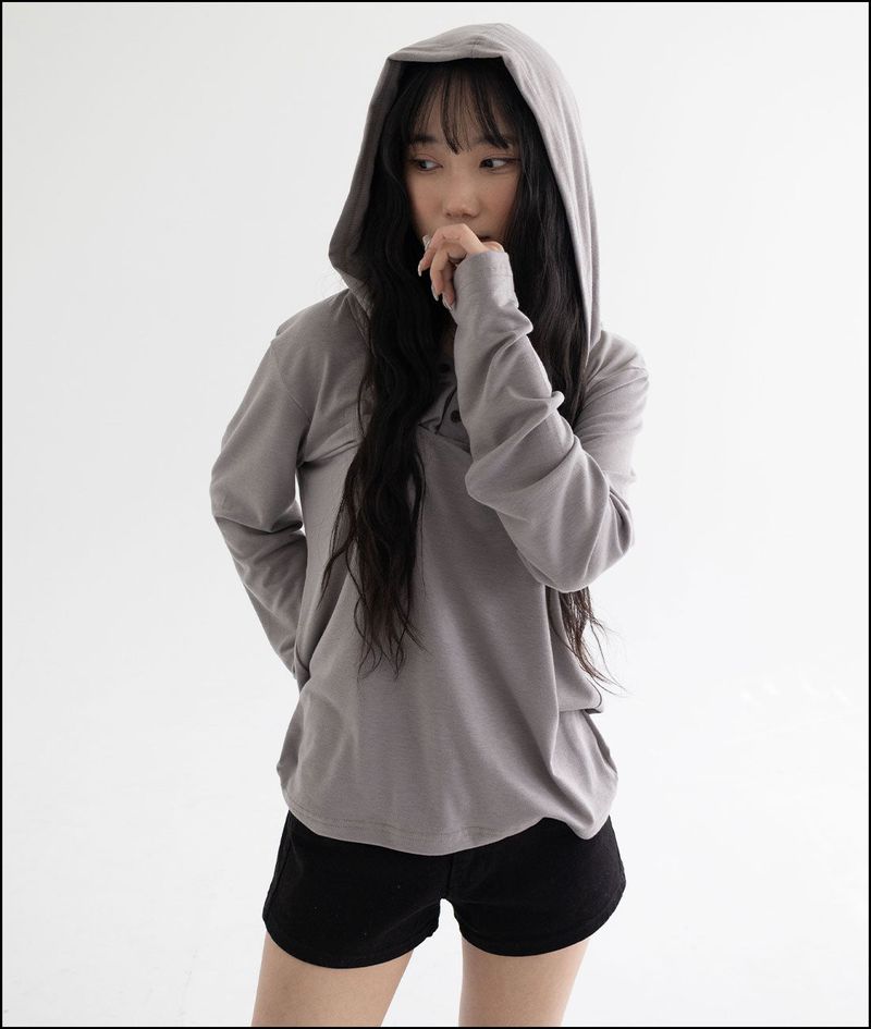 un:tyl（オンタイル）の「Sea henry neck hoodie long sleeve（Tops）」