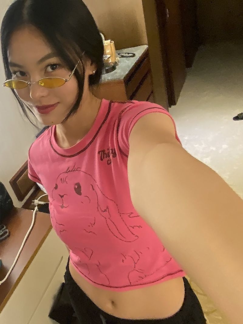Rabbit reverse baby t-shirt - pink