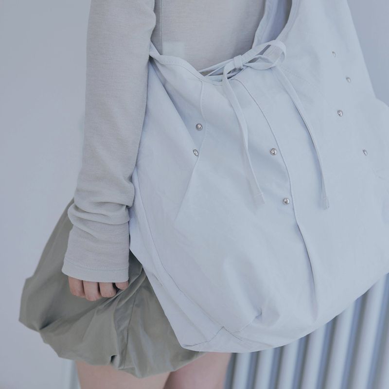 rivet cross bag (light grey)