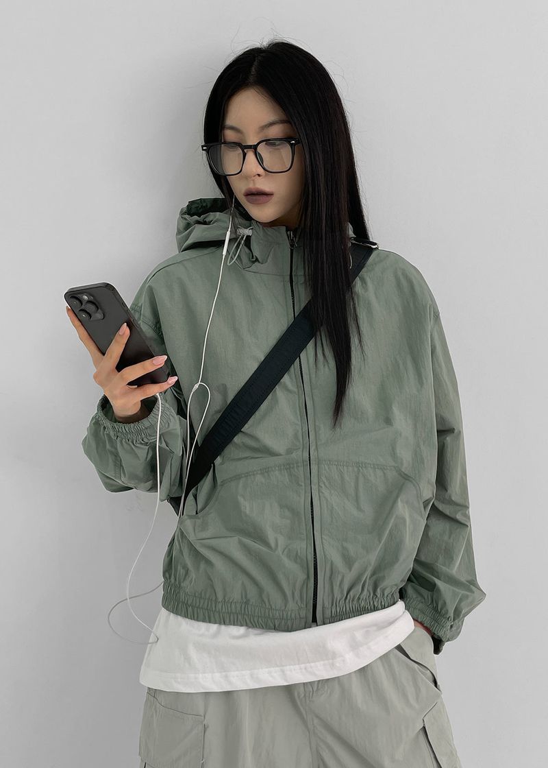 [MADE] Kuni Nylon Windbreaker Jumper