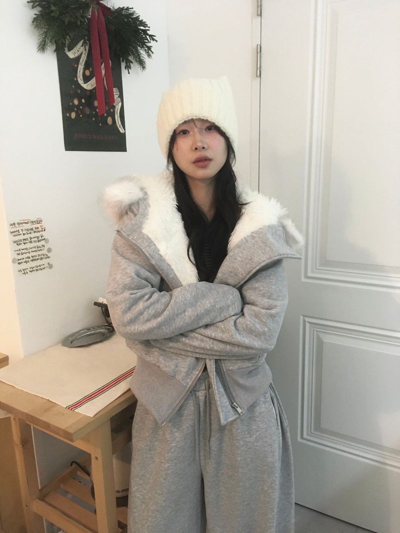 Fur zip-up set
