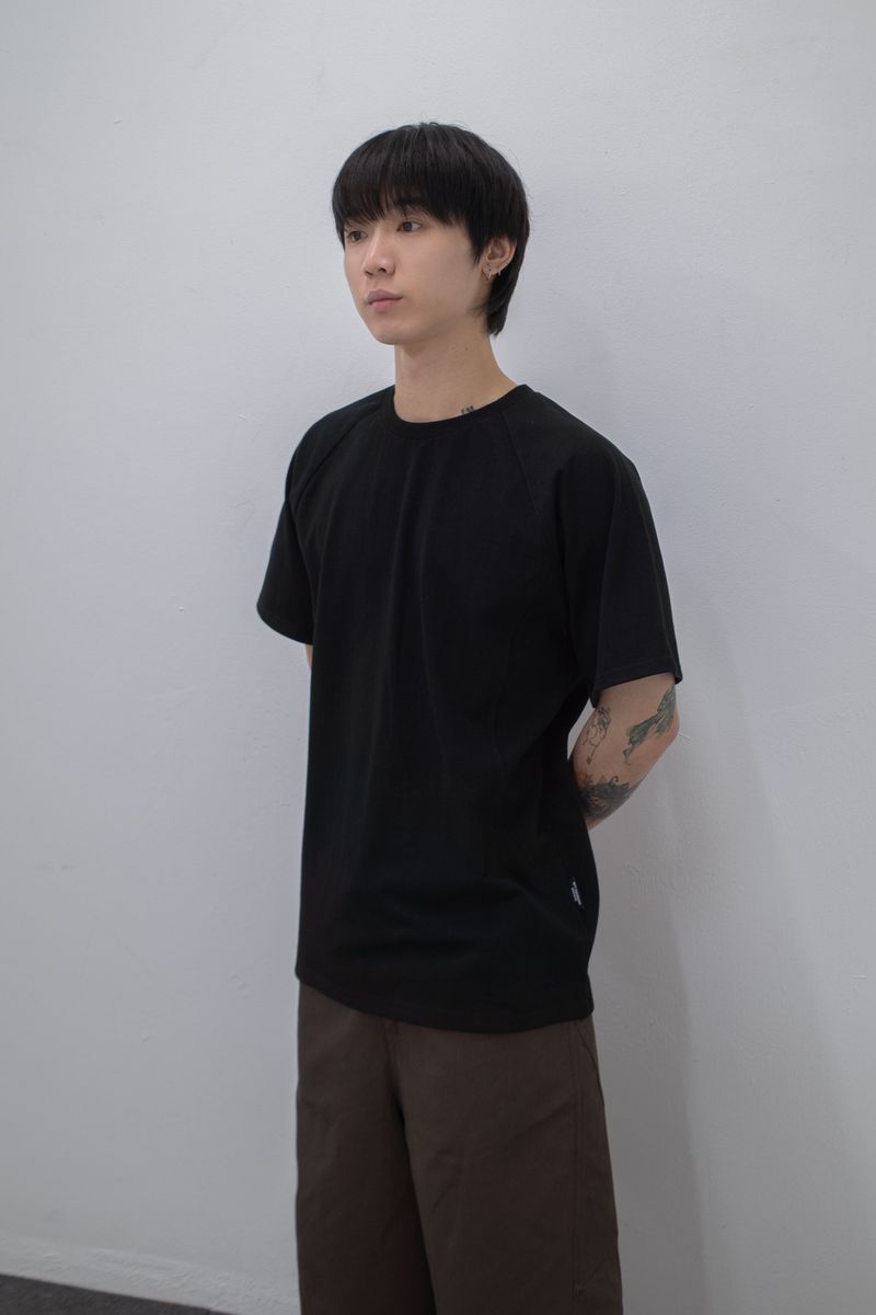 BP2 DISORDER（ビーピートゥーディスオーダー）の「Side Panel Raglan Tee Black（Tops）」