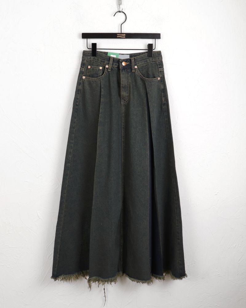 Elder Pintuck Pleated Long Denim Skirt