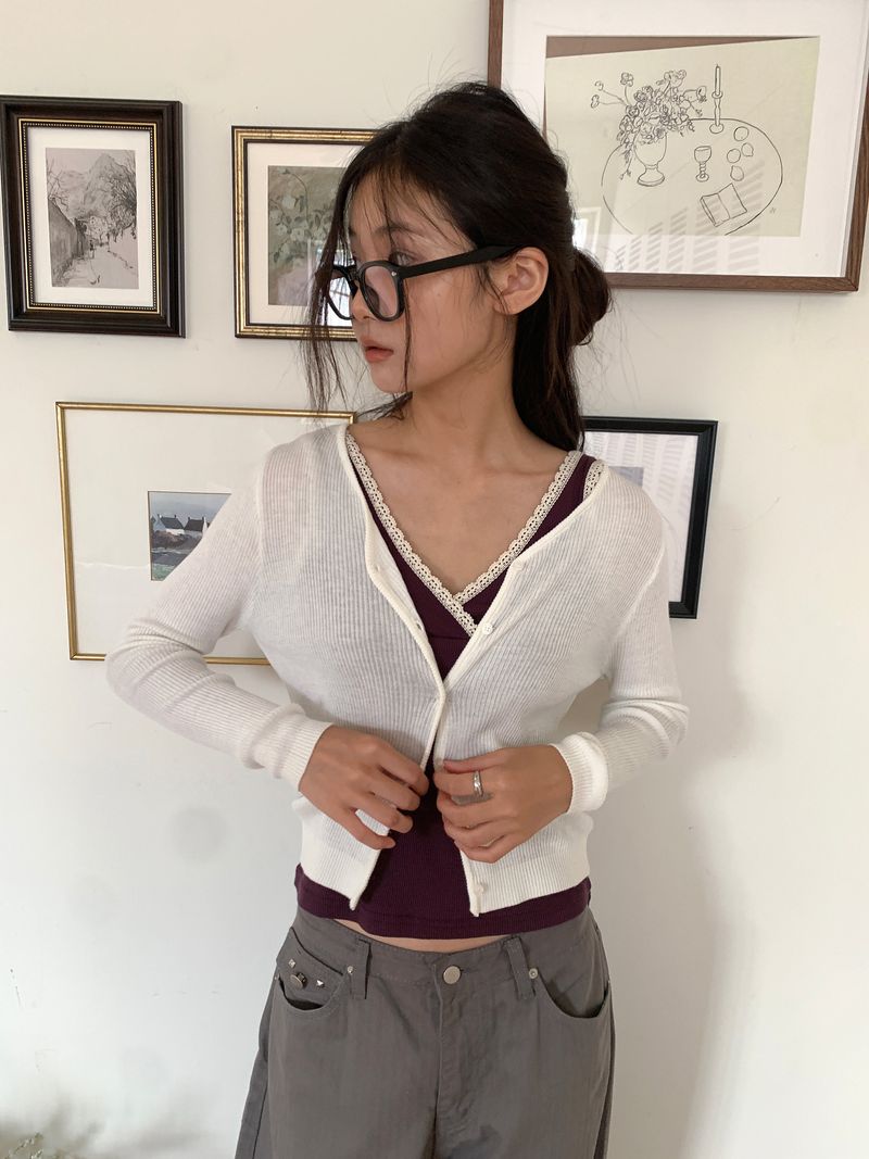 WOOL V-NECK CARDIGAN (5C)