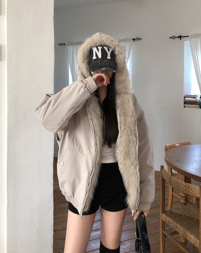 Dozen Rivet Raccoon Fur Hooded Padding
