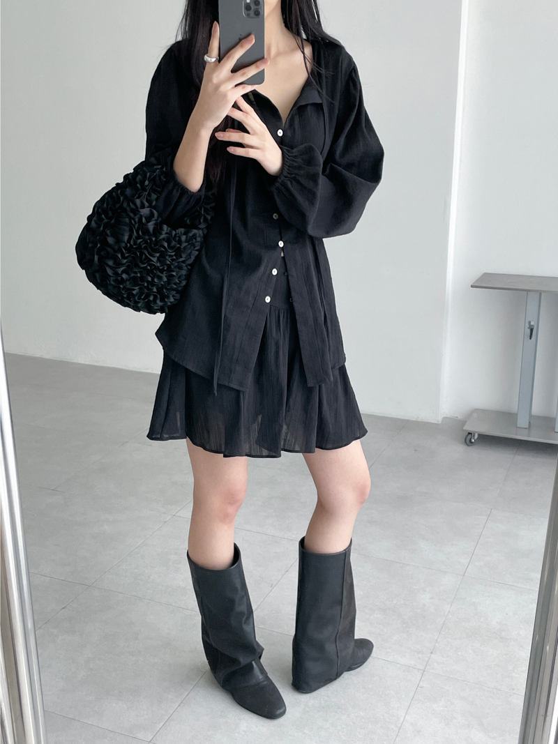 opening button blouse