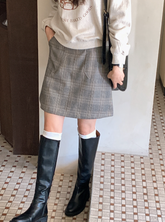 SHOPPERLAND（ショッパーランド）の「Classic Check Mini A-Line Skirt (2color)（Skirts）」