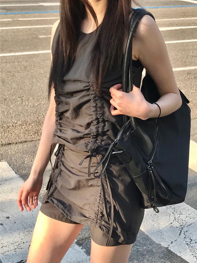 Lovech set up sleeveless