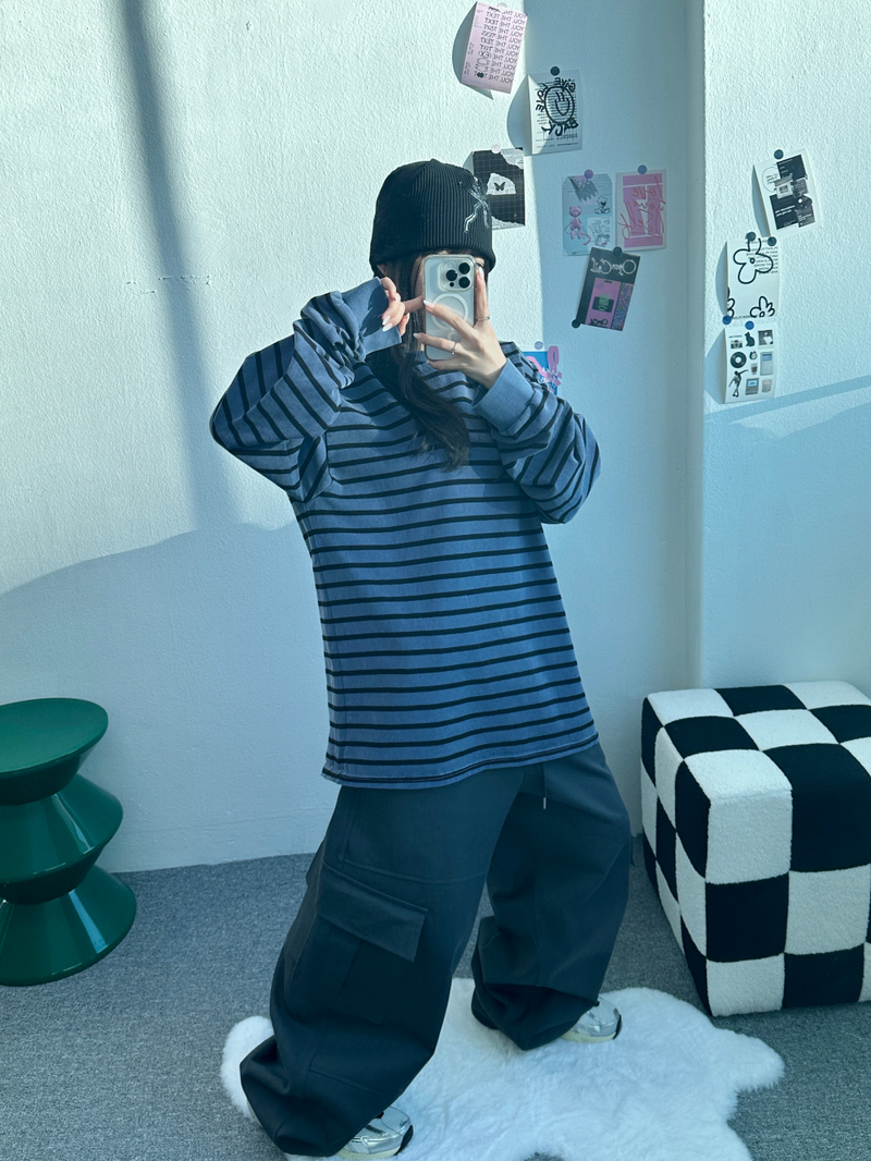 OVERFIT STRIPED ROUND BOX T🩶🖤🩷💙 - 4 COLORS