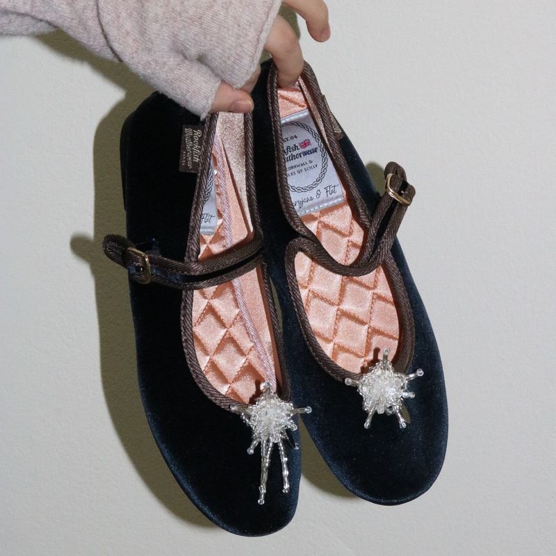 【MADE】snow flower shoe charm (L, DROP, 1pcs)