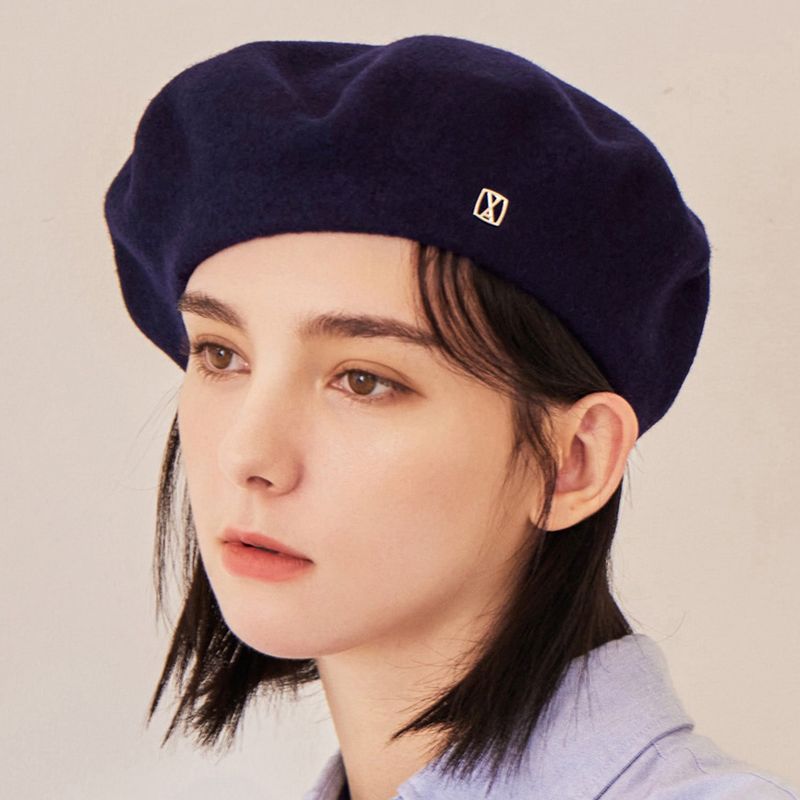 VA Square Stud Wool Beret / Navy