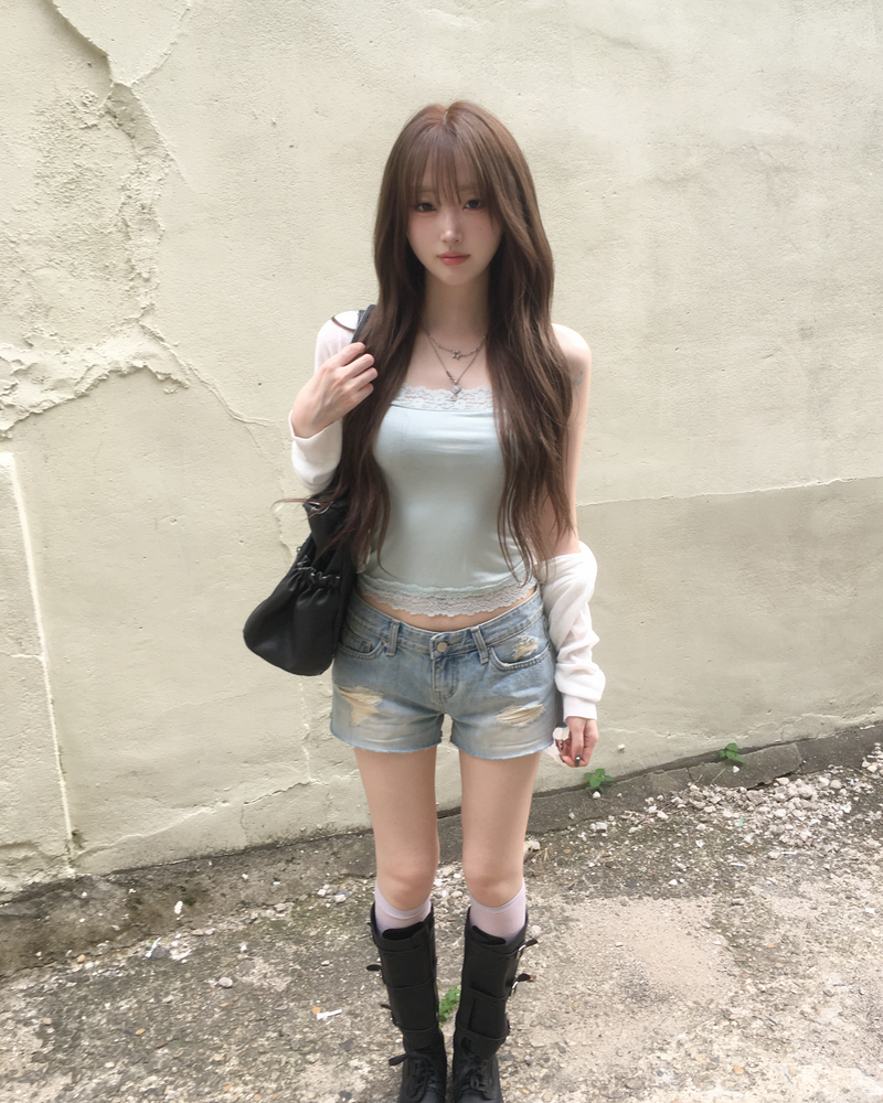 Pastel lace sleeveless
