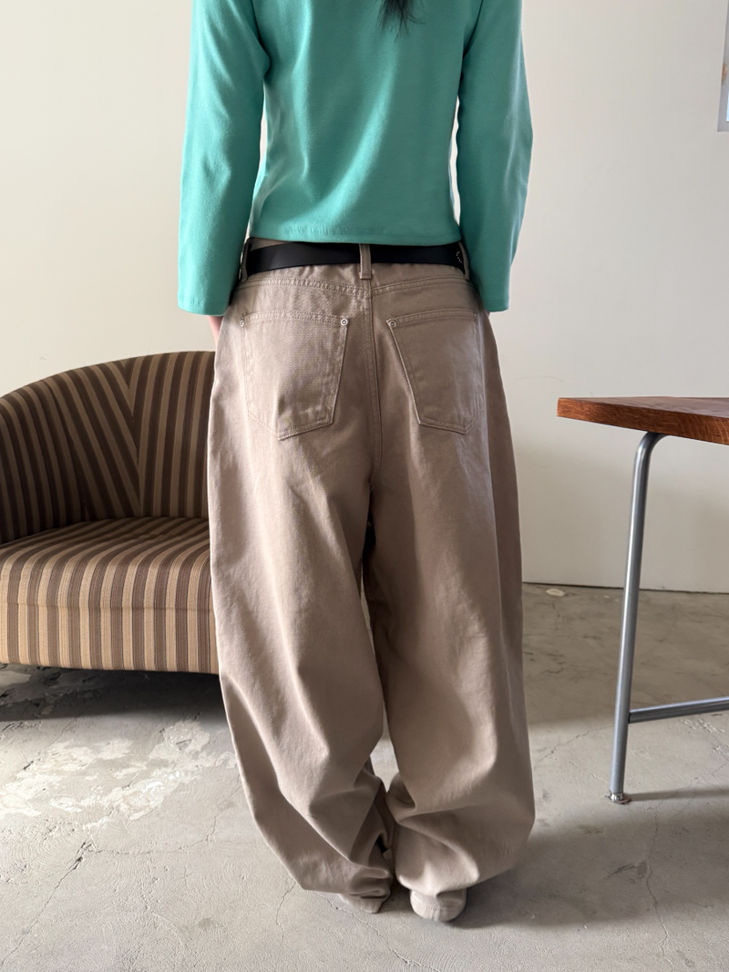 snap cover pants