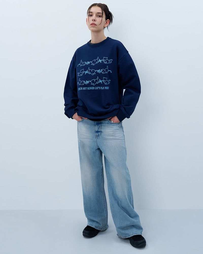 CATS PLAY POSES SWEATSHIRT-NAVY