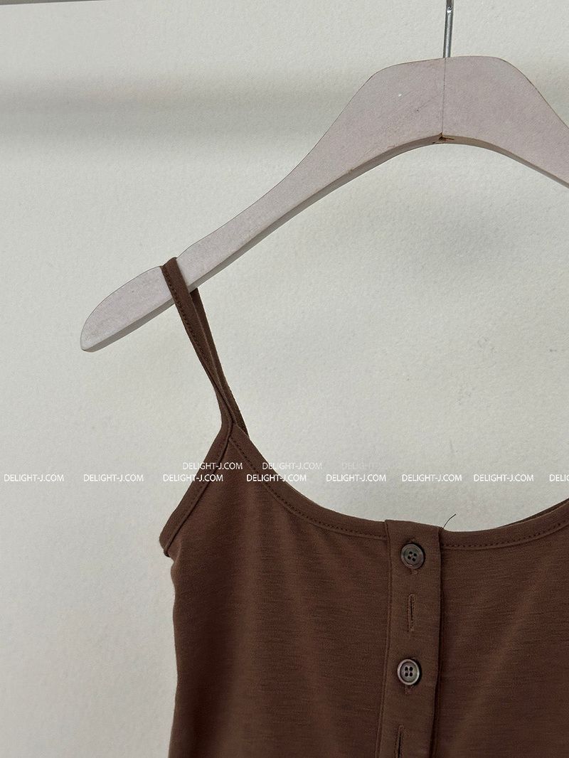 5 color button crop sleeveless