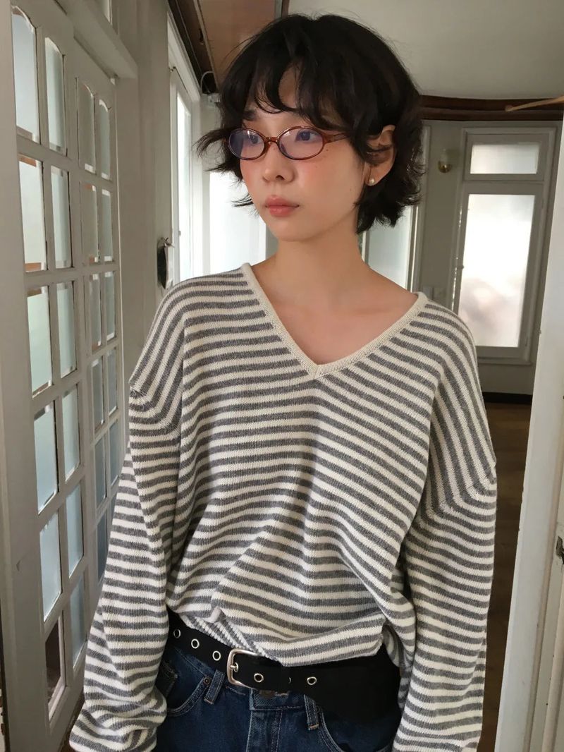 Cebu striped V-neck knit (2color)
