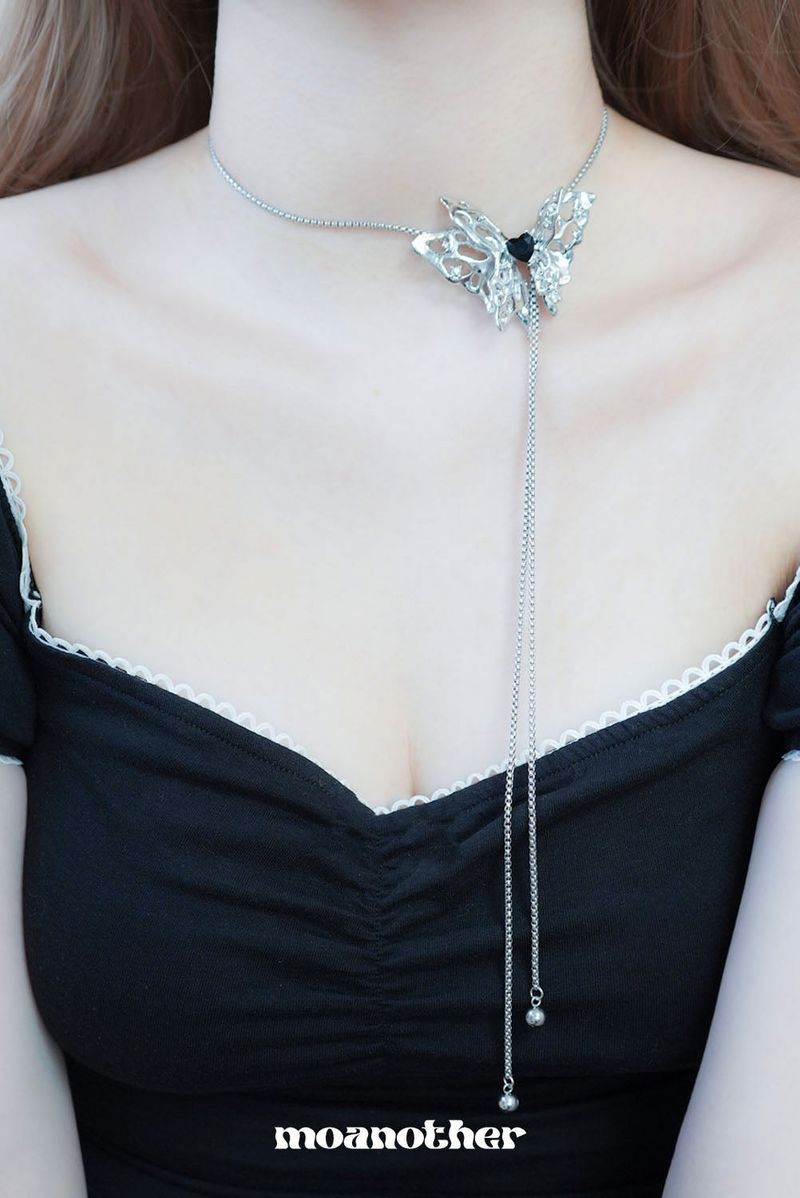 [IVE Rey Pick!] Black Heart Butter Choker Necklace