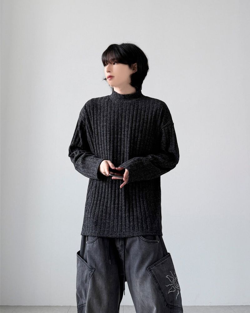 Groove Half Neck Long Sleeve
