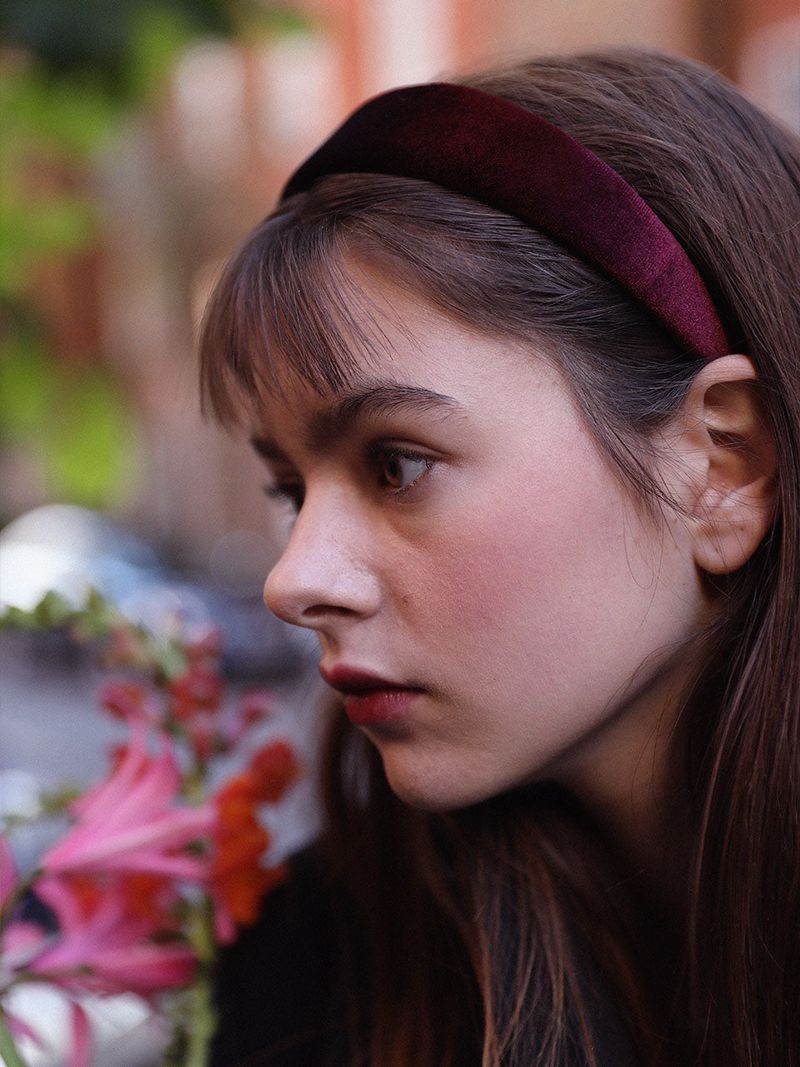 Elizabeth Moments（エリザベスモーメント）の「Burgundy Velvet Headband（Hair Accessories）」
