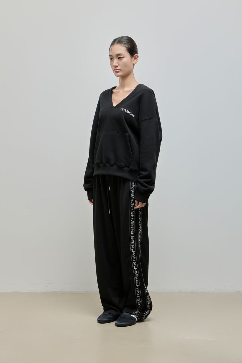 Embroidered Track Pants_Black