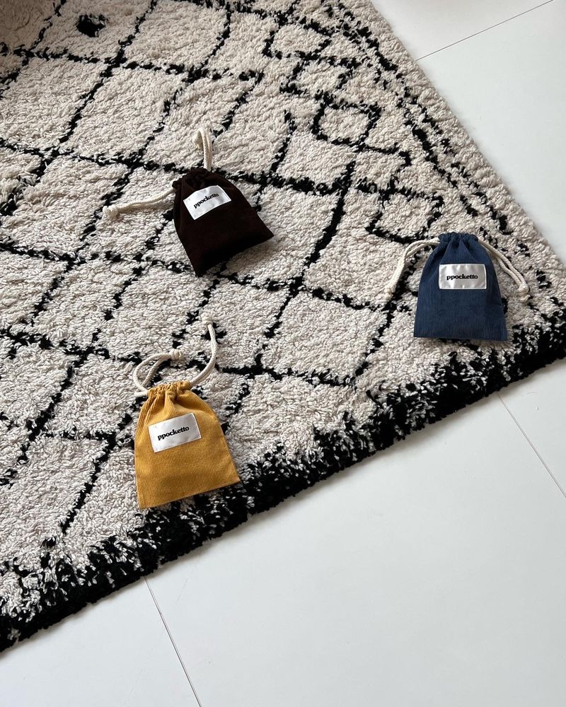 ppocketto corduroy string pouch