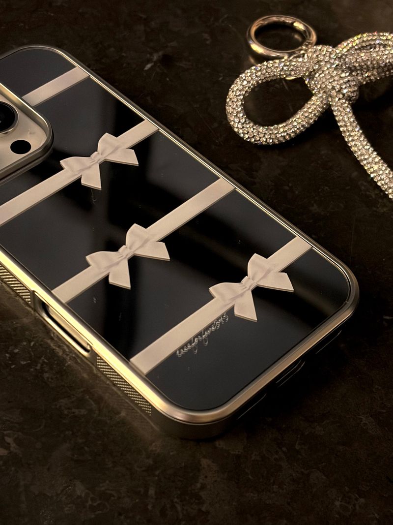 SILVER RIBBON Bumper Case / TREEFORFIVE345