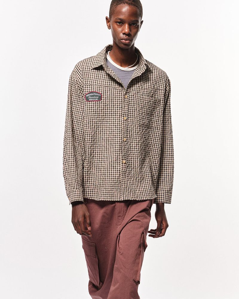 Blue sunflower(ブルーサンフラワー)の「Bluesf Waffle Checkered Oversized Fit Shirt - BEIGE & BLACK(Tops)」