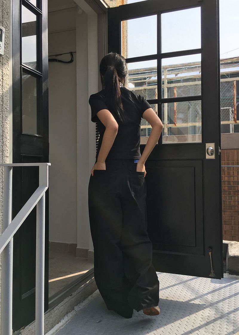 BLUE POINT BLACK PANTS