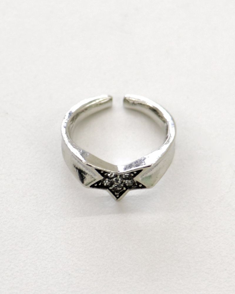 Taryn Y2K cubic star open ring ring