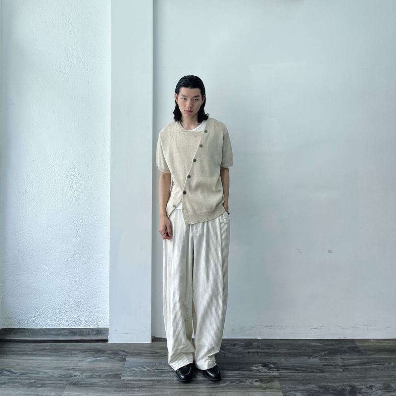 Offset Button Cropped Knitwear