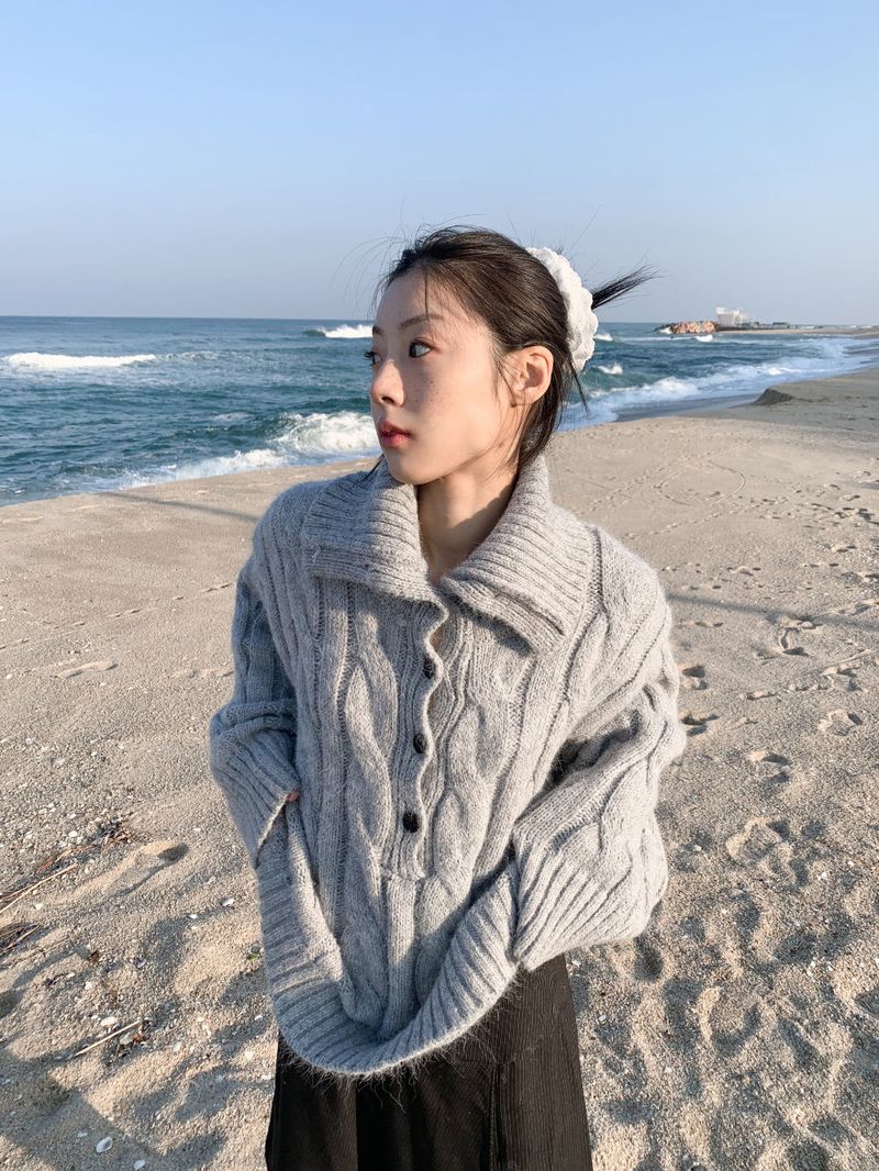  HIGHNECK BUTTON KNIT