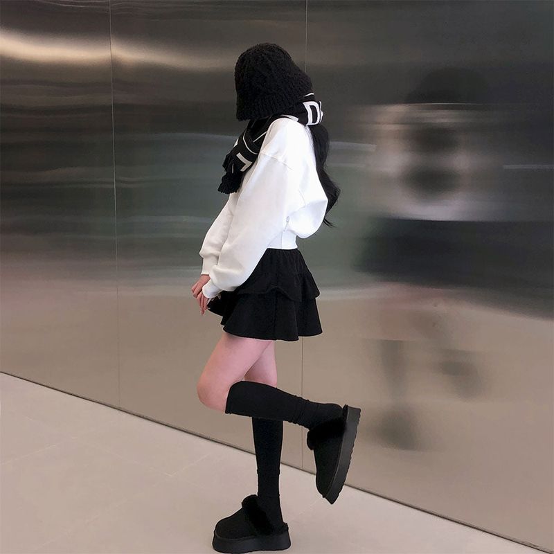 [3 colors/correcting body shape!] Winnie Golden Kang Can Underpants Mini Skirt
