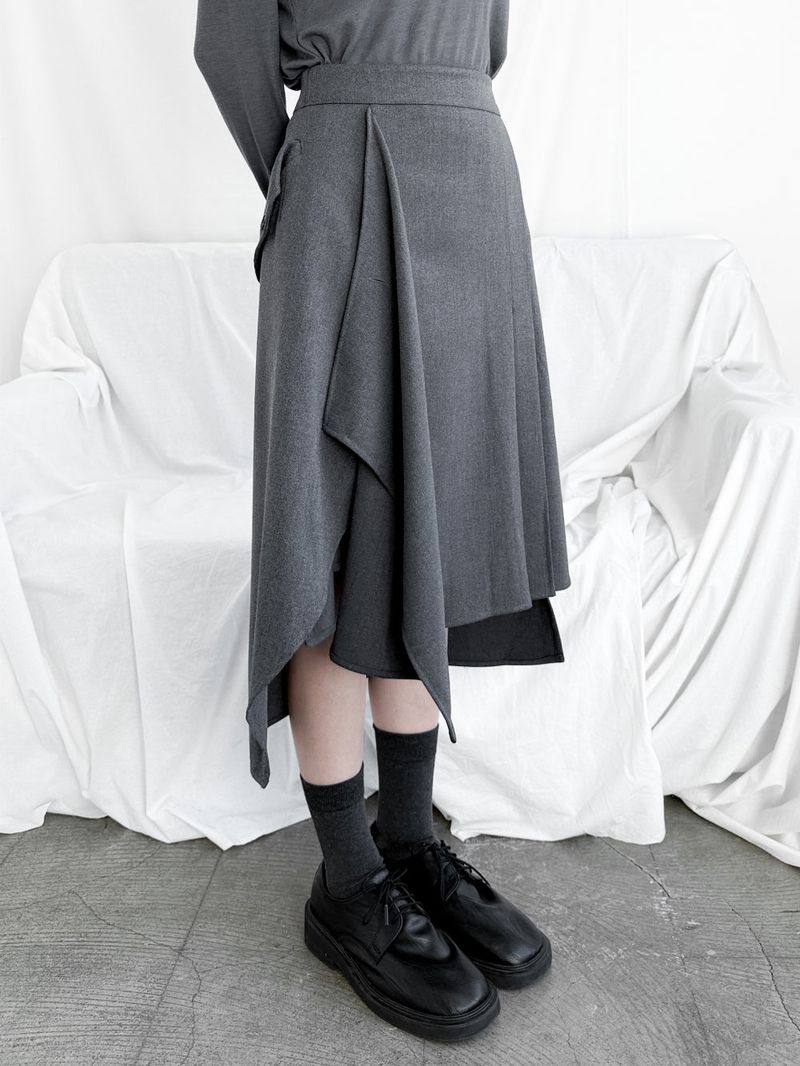 BIG POCKET WRAP SKIRT