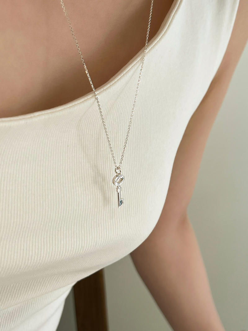 Key of heart necklace (silver)