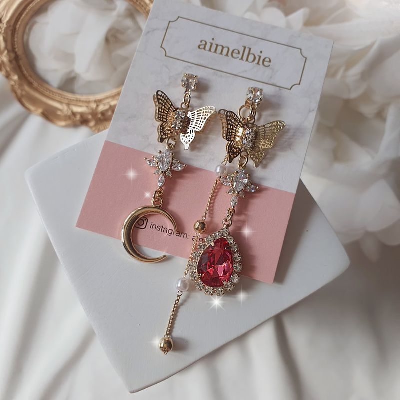 Rosepink Moon Butterfly Earring
