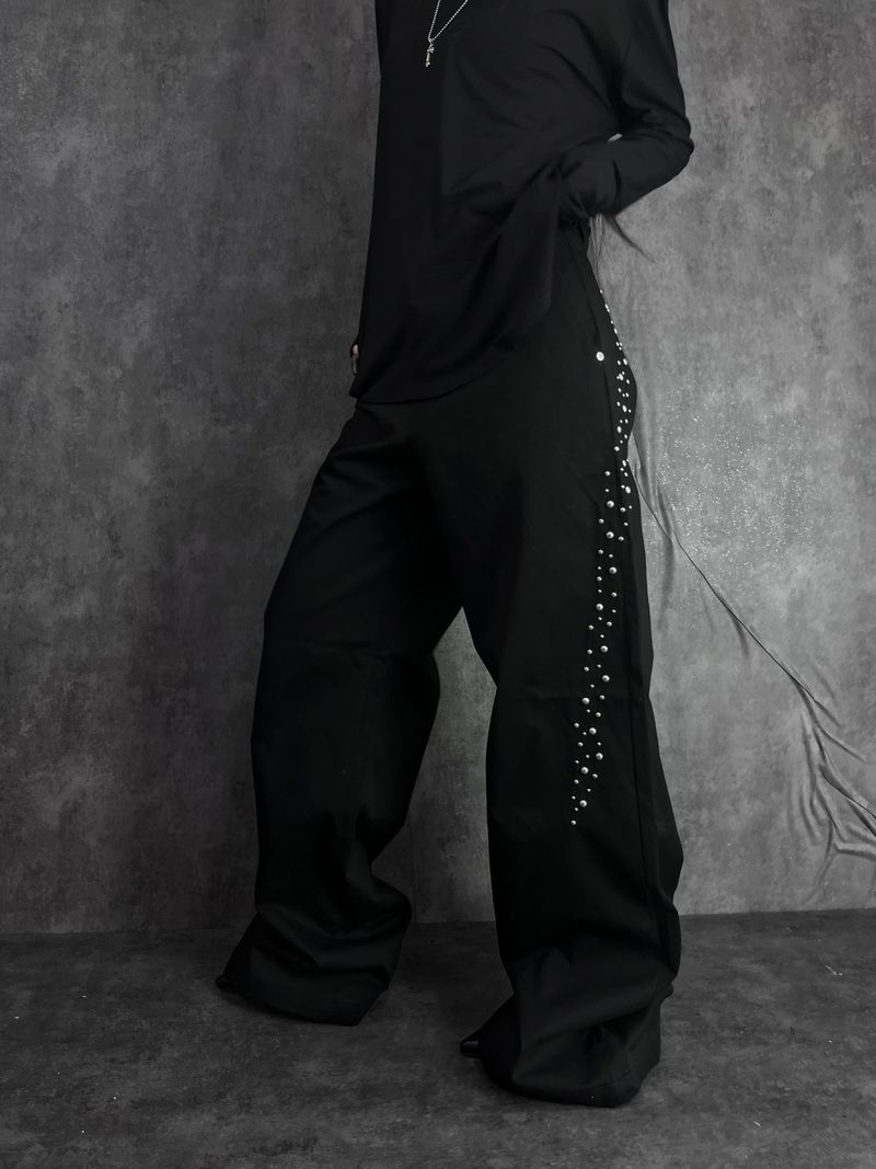 URBAN UNIQUE（アーバンユニーク）の「shine studded cotton pants (2color)（Pants）」