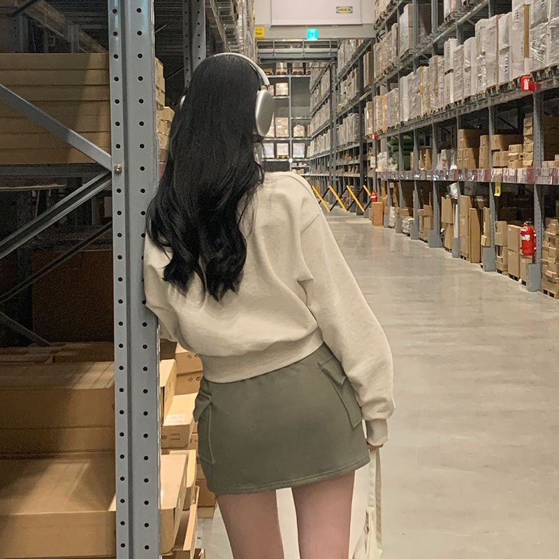 [Bellide made] Pastel V-neck cropped sweatshirt
