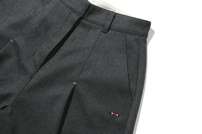 WIDE BERMUDA PANTS_GREY